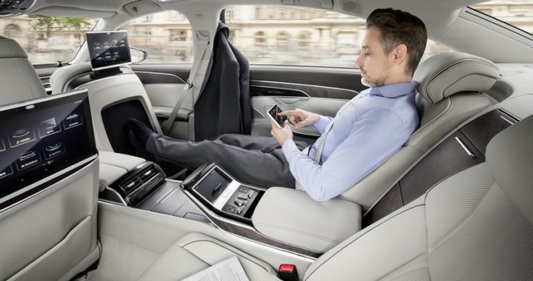 مستقبل السيارات الفاخرة المزودة بأعلى درجات التكنولوجيا يبدأ مع أودي A8 الجديدة